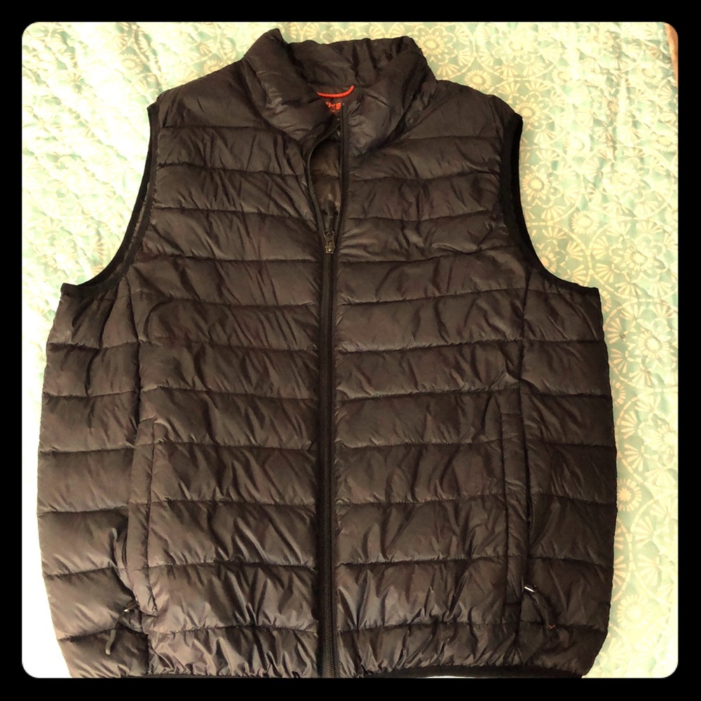 Hawke & Co. performance dynamic sport down vest